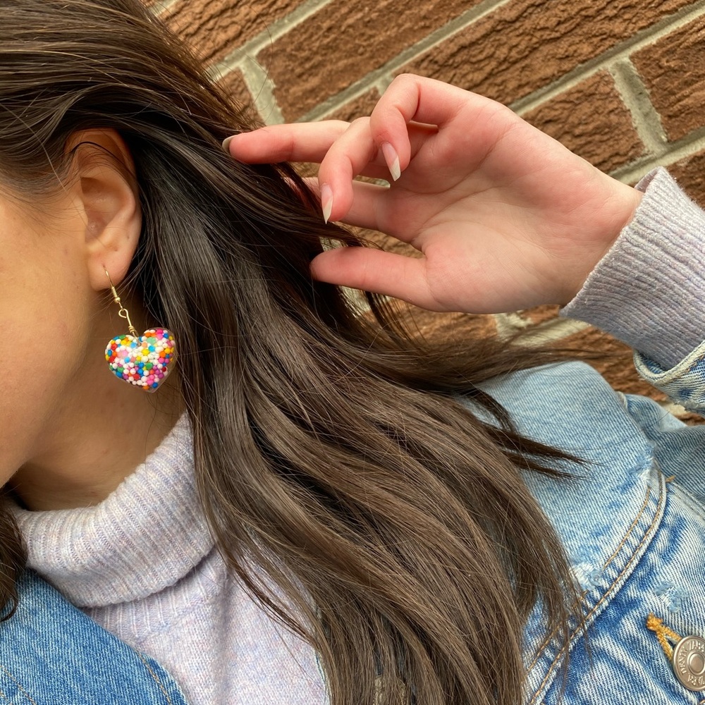 Heart💖🍩Sprinkle Dangle Earrings! Handmade🙋🏻‍♀️ - Picture 7 of 11